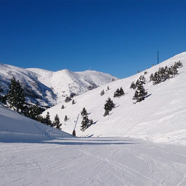 ski in pyrenees