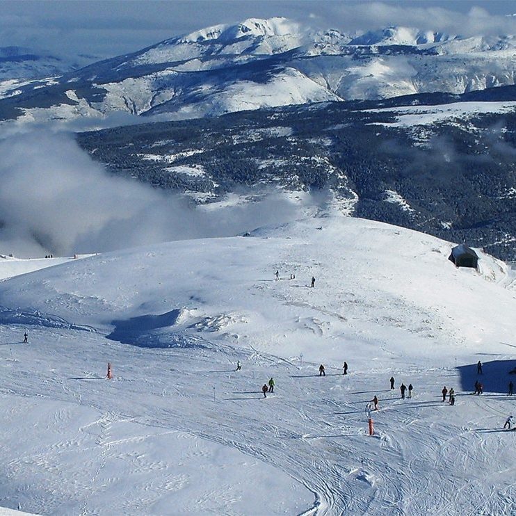 ski in pyrenees