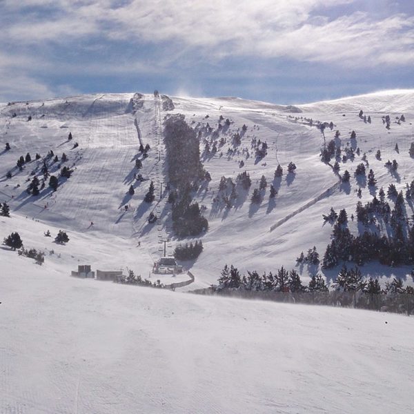 ski in pyrenees