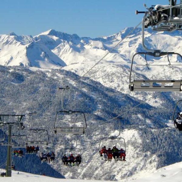 ski in pyrenees