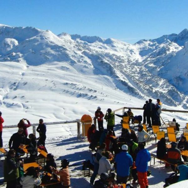 ski in pyrenees