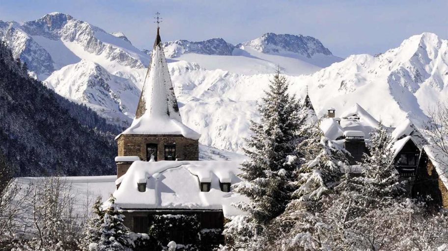 ski in pyrenees