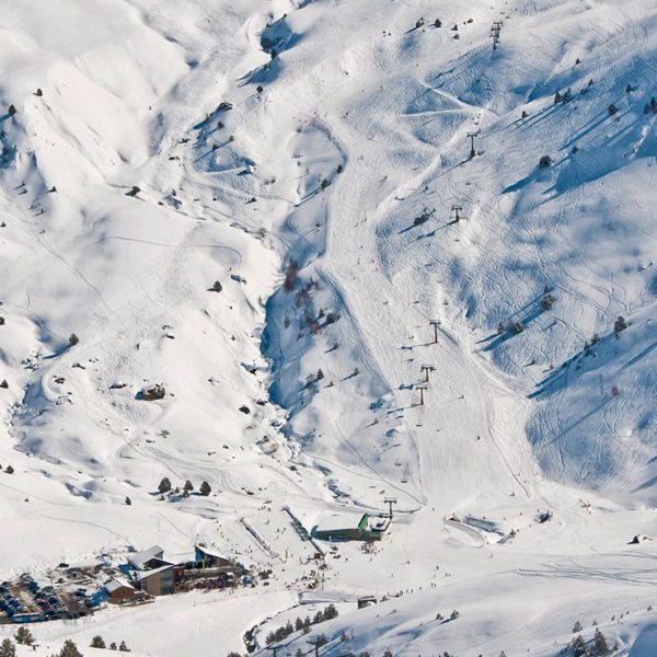 ski in pyrenees