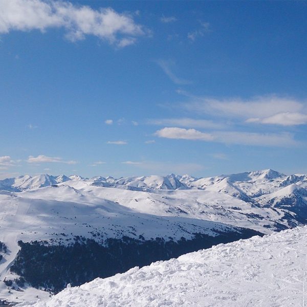 ski in pyrenees