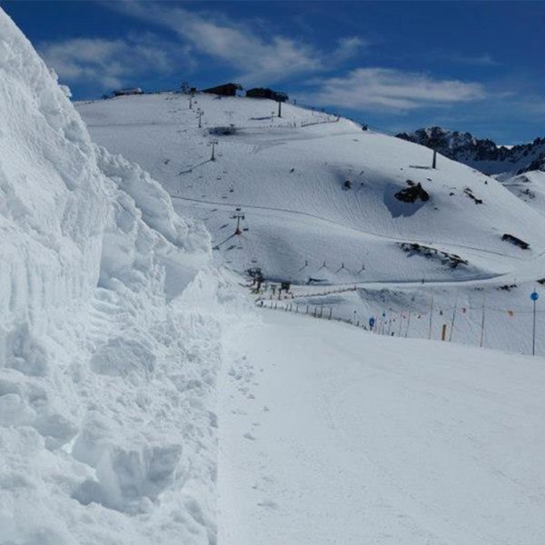 ski in pyrenees