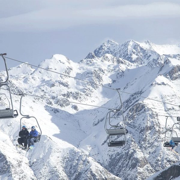 ski in pyrenees