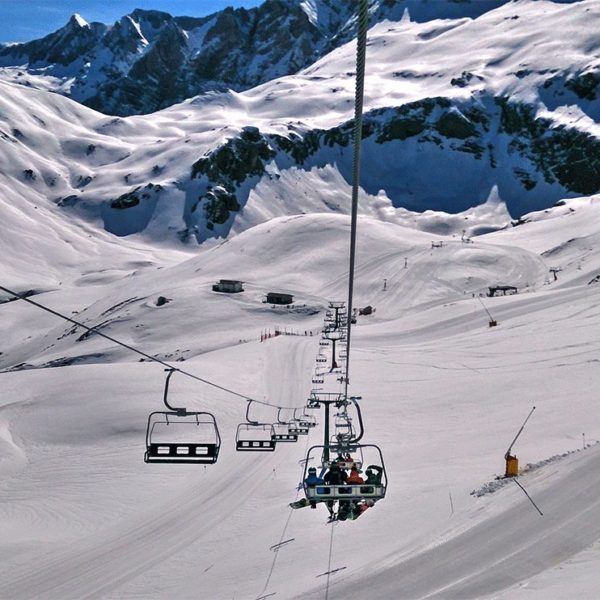 ski in pyrenees