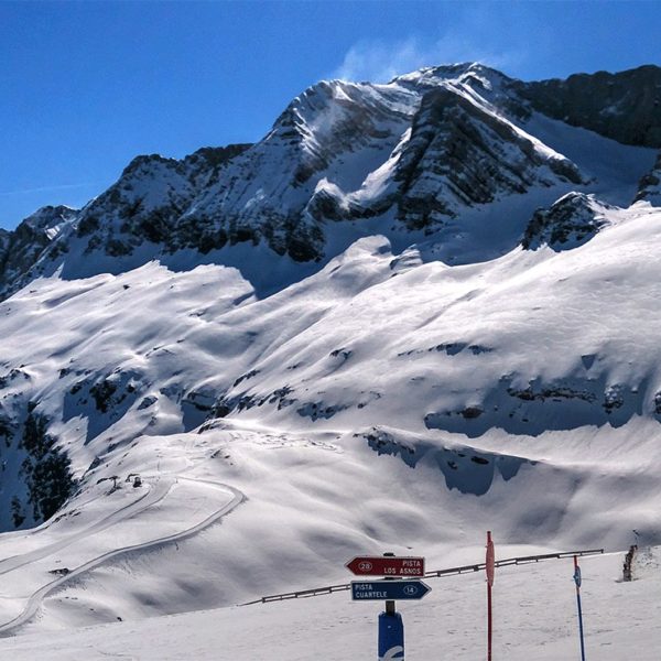 ski in pyrenees