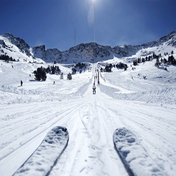 ski in pyrenees