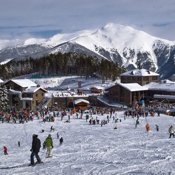ski in pyrenees